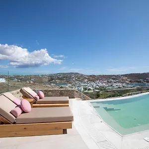 https://due-mari-mykonos.hotels-in-mykonosisland.net
