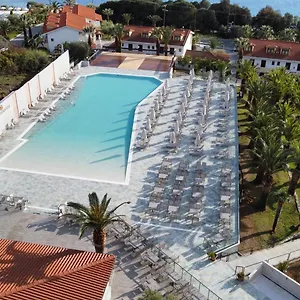Aristoteles And Hotel
